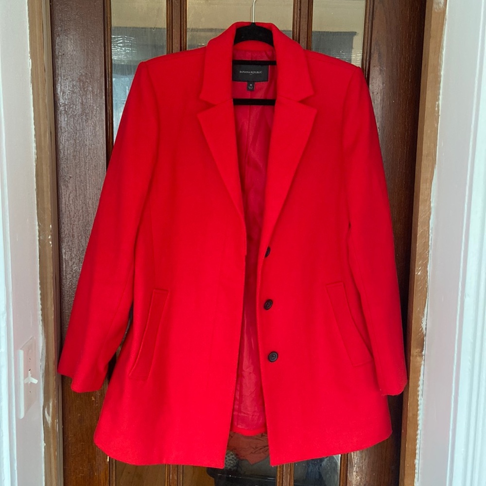 Banana Republic red blazer coat. Women’s size M.